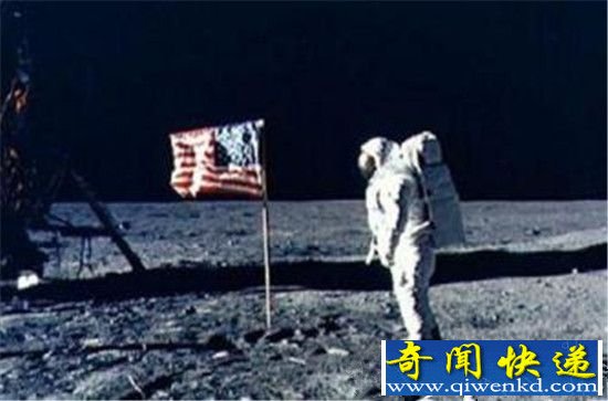 人类首次登月惊人内幕 竟有外星人随行?