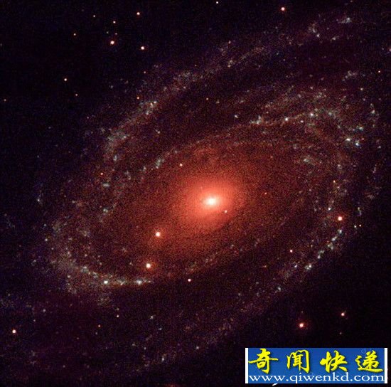 黑洞吞噬恒星瞬间 黑洞撕裂恒星