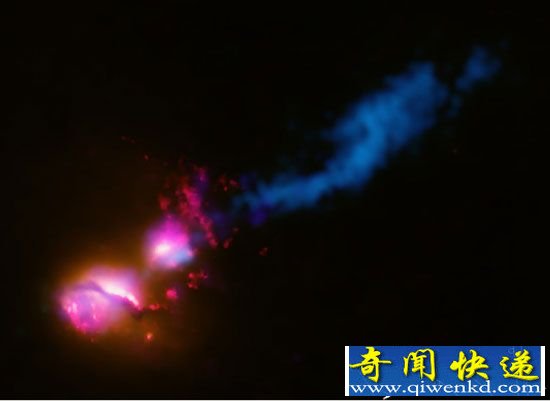 超级黑洞疯狂吞噬星云 超新星系被撕裂