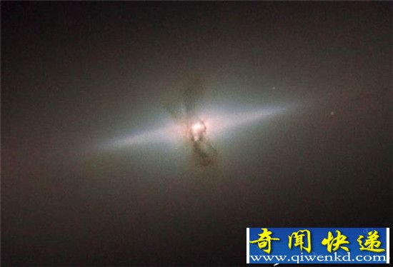 哈勃望远镜拍摄绚烂星系 不规则矮行星