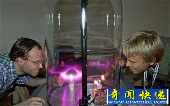 NASA:火星上的极光 宛如梦幻般美丽