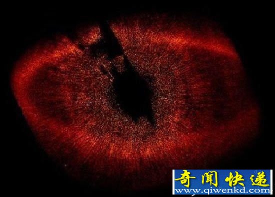 宇宙中的诡异天体 靠“吸血”保年轻