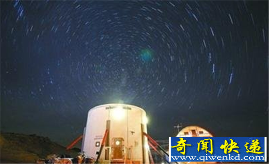 美国科学家移民火星做准备 沙漠中模拟火星生活