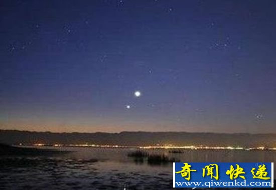 土星合月浪漫上演 肉眼就可看清这一美丽天象十分壮观