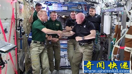 宇航员返回地球全过程:现场跟想象不一样