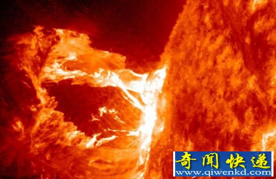 太阳黑子还是神秘时空漩涡?太阳表面的巨大空洞