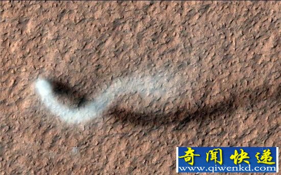 火星山脊现神秘诡异白烟:美宇航局再次拍到不明物体