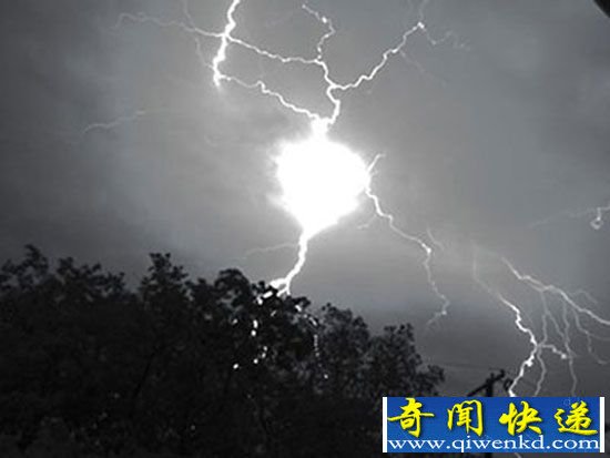 惊爆!UFO飞碟曾夜闯安徽白塔寺