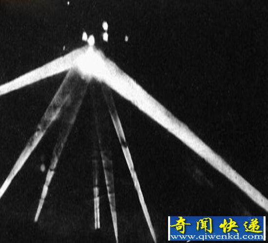 美军曾动用千枚炮弹炮击UFO 竟毫发无损