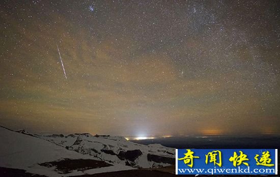 双子座流星雨来袭 长白山星空璀璨烂漫