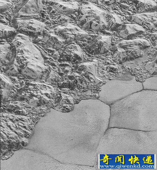 NASA宣布:冥王星超近照 表层有"冰火山"