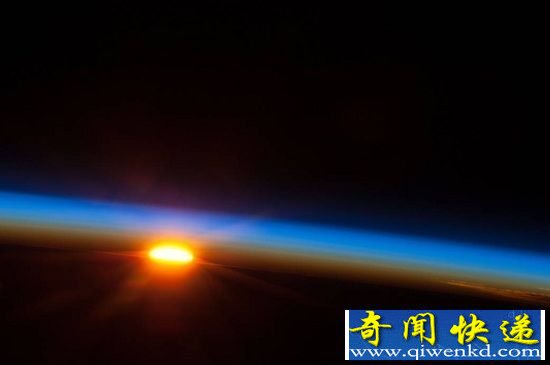 太空中的日出什么样 只有不到500人见过