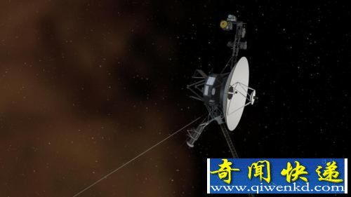 旅行者1号已经进入星际空间的艺术想象图。2012年,旅行者号任务团队宣布,旅行者1号已经进入了星际空间,但一些科学家认为它还是处于太阳圈之内。 旅行者1号已经进入星际空间的艺术想象图。2012年,旅行者号任务团队宣布,旅行者1号已经进入了星际空间,但一些科学家认为它还是处于太阳圈之内。