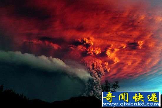 摄人心魄!智利火山爆烈式喷发瞬间