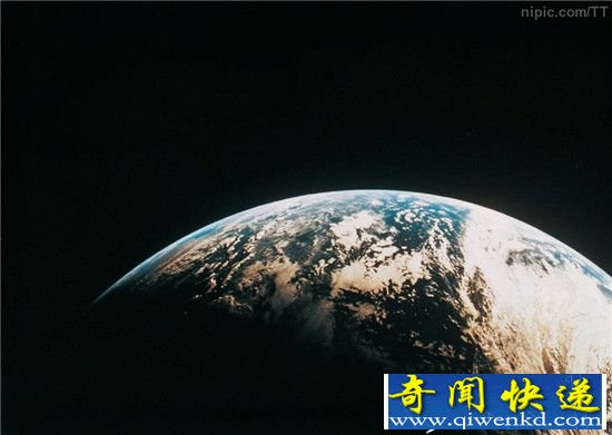 地球竟是“黑色星球”?最新地球卫星照片让人吃惊!