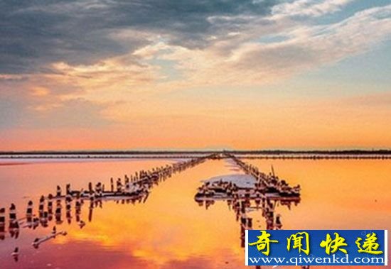 探寻克里米亚“腐烂之海”的凄美诡异景色
