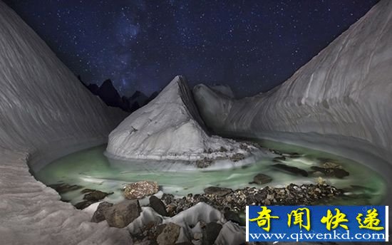 拍摄巴基斯坦境内 喀喇昆仑雪山迷人冰川