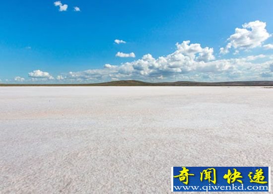 组图鉴赏:克里米亚壮观盐漠的自然风光