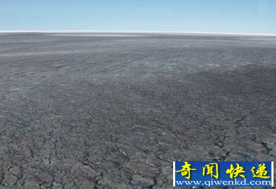 无人机鸟瞰 格陵兰岛被“黑雪”覆盖