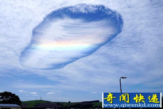 维多利亚吉普斯兰岛惊现 罕见雨幡洞云