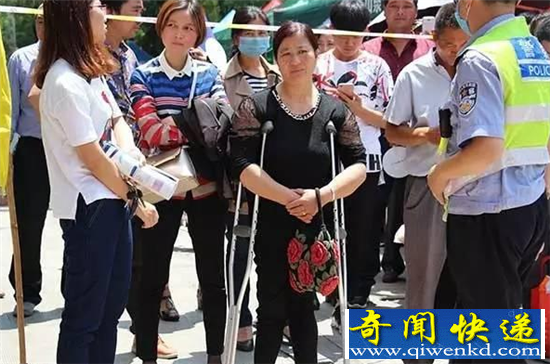 高考考生车祸失忆 被告知真相后带病参加高考