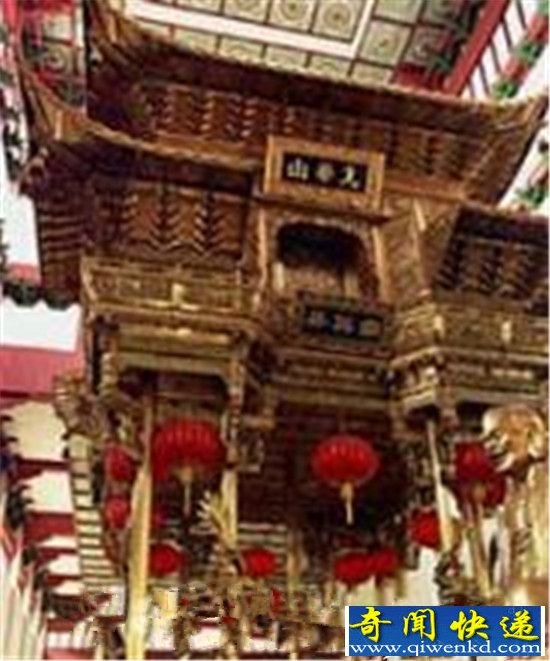 中国国宝“灵隐铜殿” 四佛像在日展览时被盗