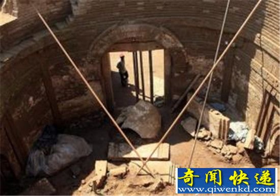 千年古墓的诅咒 沉睡千年的古墓女友