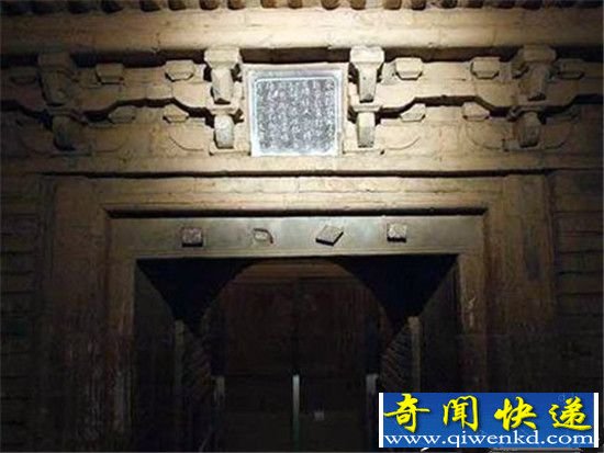 千年古墓防盗暗器大曝光 男子盗窃古墓窒息身亡