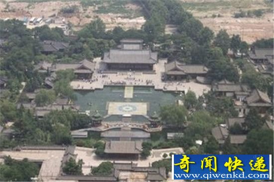 ��ʼ��Ĺδ��֮�� ��ʼ��ĹΪ��ѡ����ɽ֮��