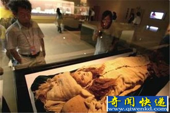 千年唐代女干尸谜团待揭 盗运分子曾破肚寻宝