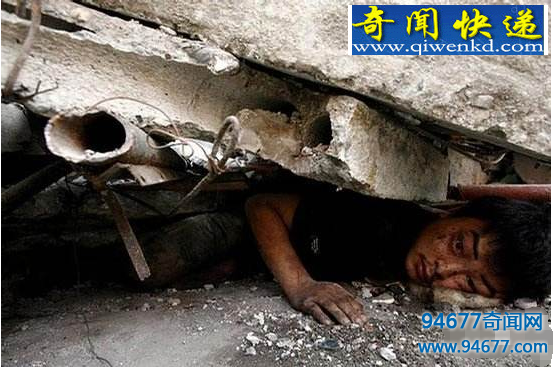 汶川地震灵异事件震惊国人,MP3自动放20分钟哀乐