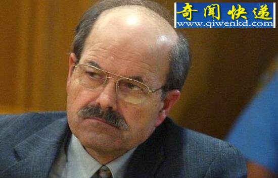 连环杀人狂丹尼斯·雷德,BTK(捆绑折磨谋杀)