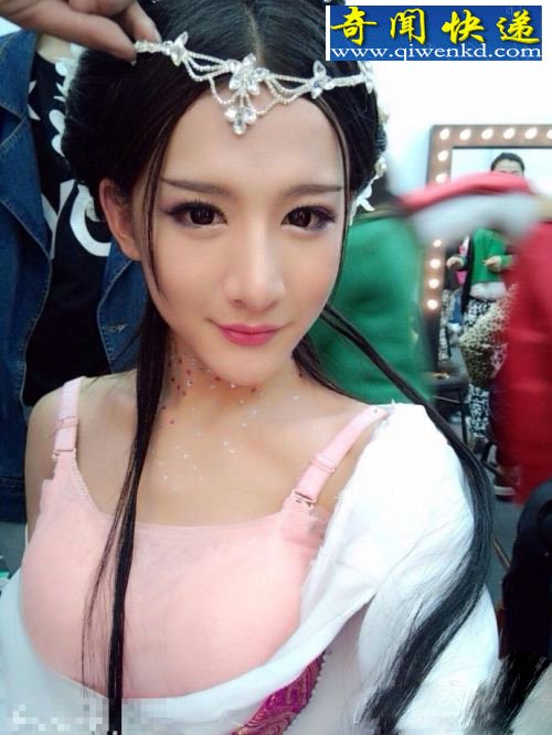 画面太美我不敢看,中国伪娘好妖艳!