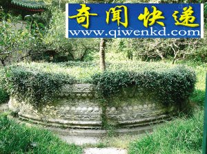 谭延闿墓的花坛是圆明园旧物吗?
