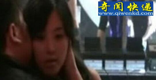张含韵陪人睡觉照片曝光,"清纯玉女"靠潜规则上位