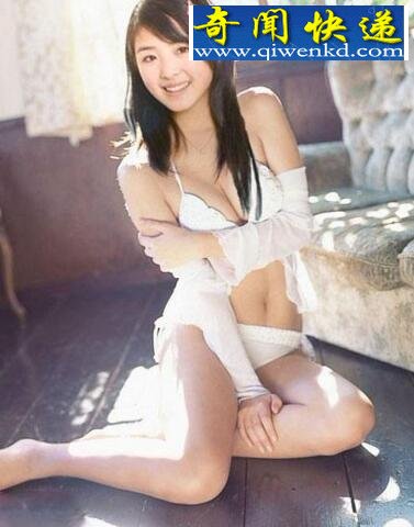 张含韵陪人睡觉照片曝光,"清纯玉女"靠潜规则上位
