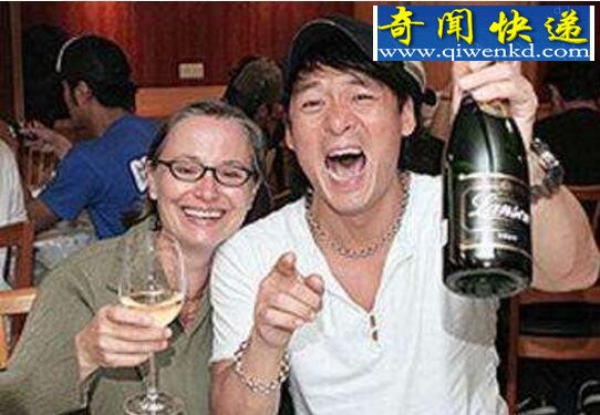 周华健老婆康粹兰,相濡以沫30年不离不弃