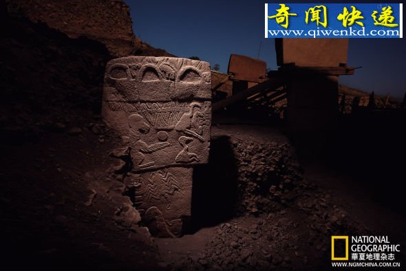 T形石柱上以秃鹫、蝎子等生物为造型的浮雕,定是由技艺精湛的匠人所雕刻,这是采猎者部落有能力建立结构复杂社会的证据 宗教崇拜点亮文明之光:探访哥贝可利石阵