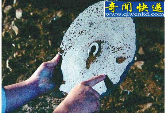 揭秘杜立巴石碟之迷,杜立巴石碟外星人疑似现身