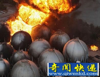 日本海啸场面如2012世界末日(图)