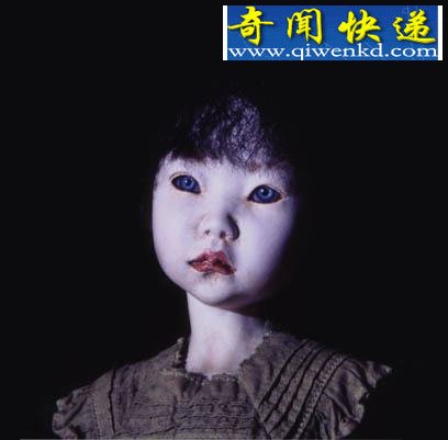 讲述妹妹背着洋娃娃背后的诡异故事(歌词在线试听)
