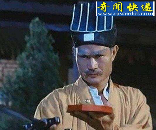 林正英死时候灵异事件,拍《僵尸先生》被鬼缠身去世