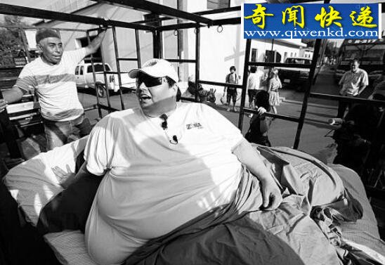 世界上最胖的男人,曼努埃尔·乌里韦597公斤(已去世)