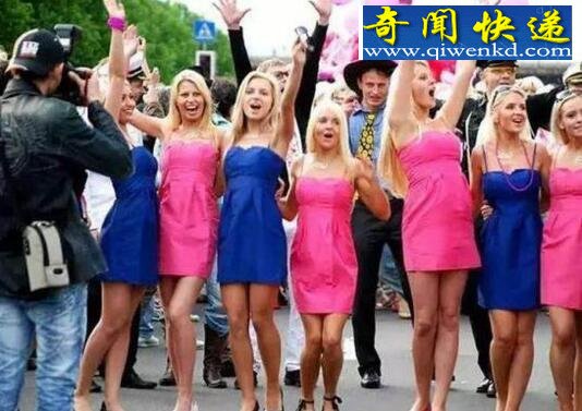 拉脱维亚男女比例严重失调,十女配一夫(54:46)