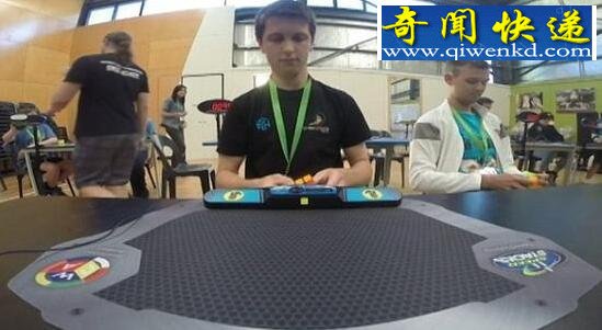 魔方世界纪录,曾姆丹格斯4.73秒破纪录(机器人1秒)