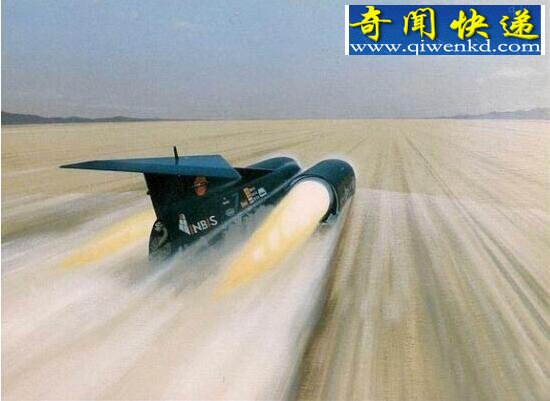 世界上最快的改装车,超音速推进号(秒速341米)