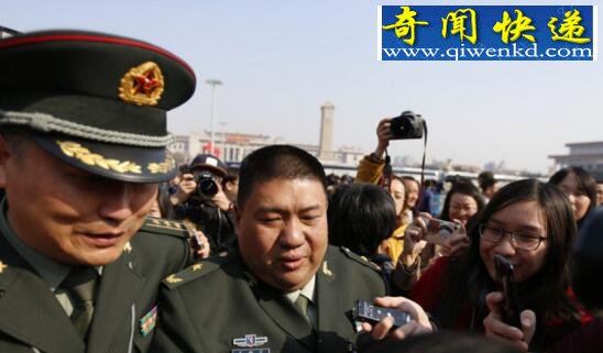 中国最年轻的少将,毛新宇40岁成为上将(毛泽东取名)