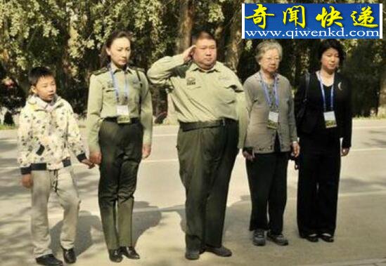 中国最年轻的少将,毛新宇40岁成为上将(毛泽东取名)