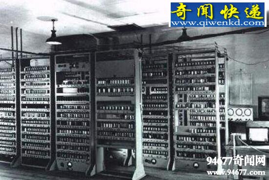 世界上第一台计算机,1946年诞生(20辆卡车那么重)