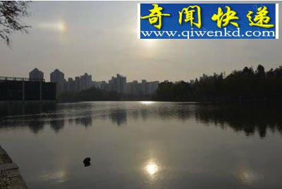 天空中为何会出现三个四个太阳的现象